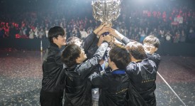 高校足球联赛焦点之战：北大险胜清华，学霸之争引爆青春激情