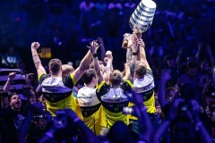 皮肤经济学：2025斯德哥尔摩Major胶囊开售，巨龙传说价格飙升